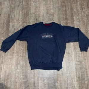 Eddie Bauer Vintage Crewneck Size Medium